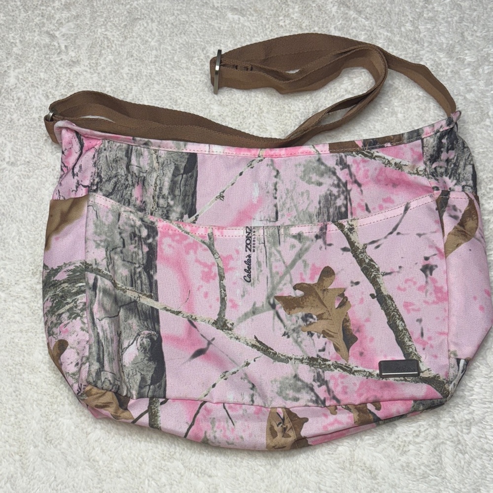 Cabela's Pink and Brown Camouflage Shoulder Bag Zip Closure